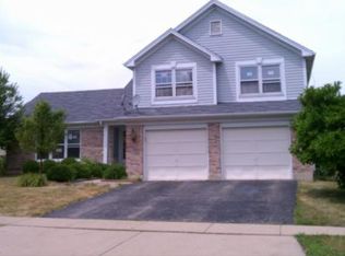 1594 Crowfoot Cir N, Hoffman Estates, IL 60169