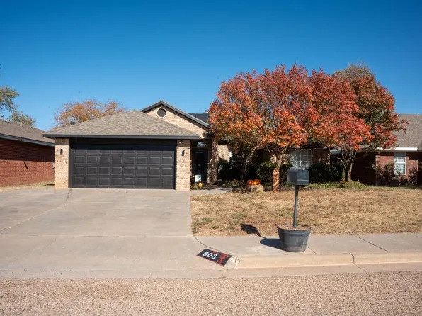 603 15th St, Shallowater, TX 79363