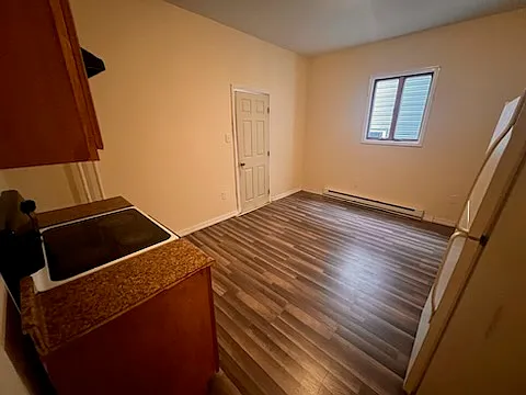 116 E Broad St #1 — Photo 5