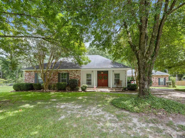15154 White Oak Run Dr, Pride, LA 70770
