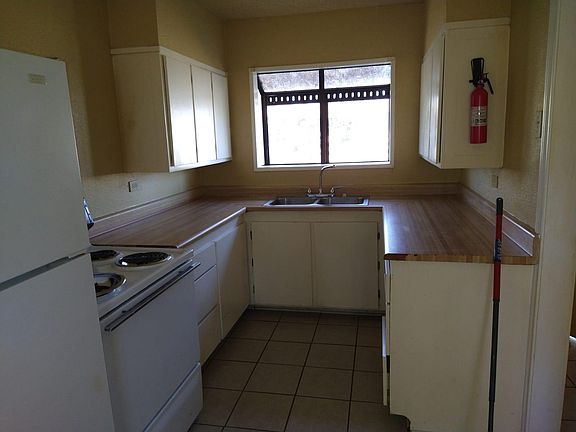 4th image of 3118 Cato Blvd