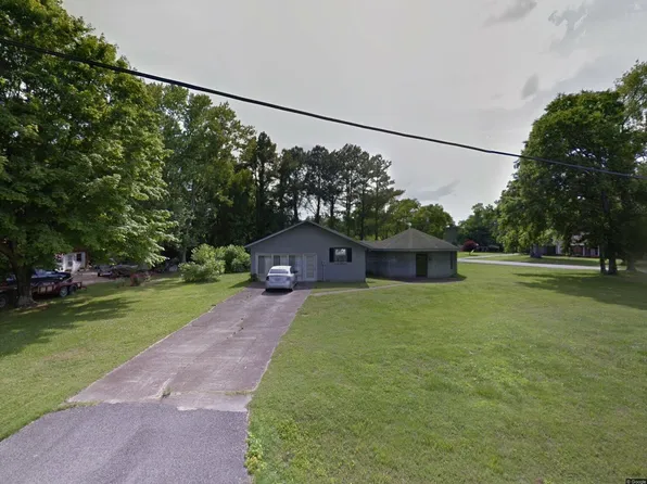 100 Lakewood Cir, Smyrna, TN 37167