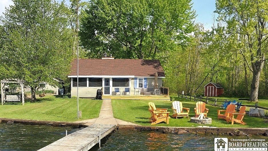 1st image of 5892 Whitney Bay Rd