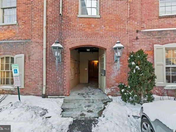 231 N Shippen St APT 132, Lancaster, PA 17602