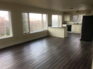 19922 Stonehill Dr, Eagle River, AK 99577