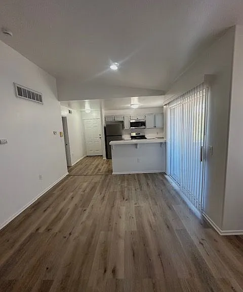6545 Fulton Ave #206 — Photo 6