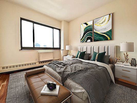 1st image of 2205 3rd Ave APT 9