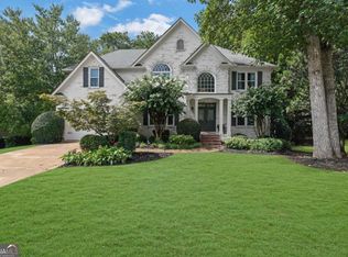 1011 Fairecroft Ct, Suwanee, GA