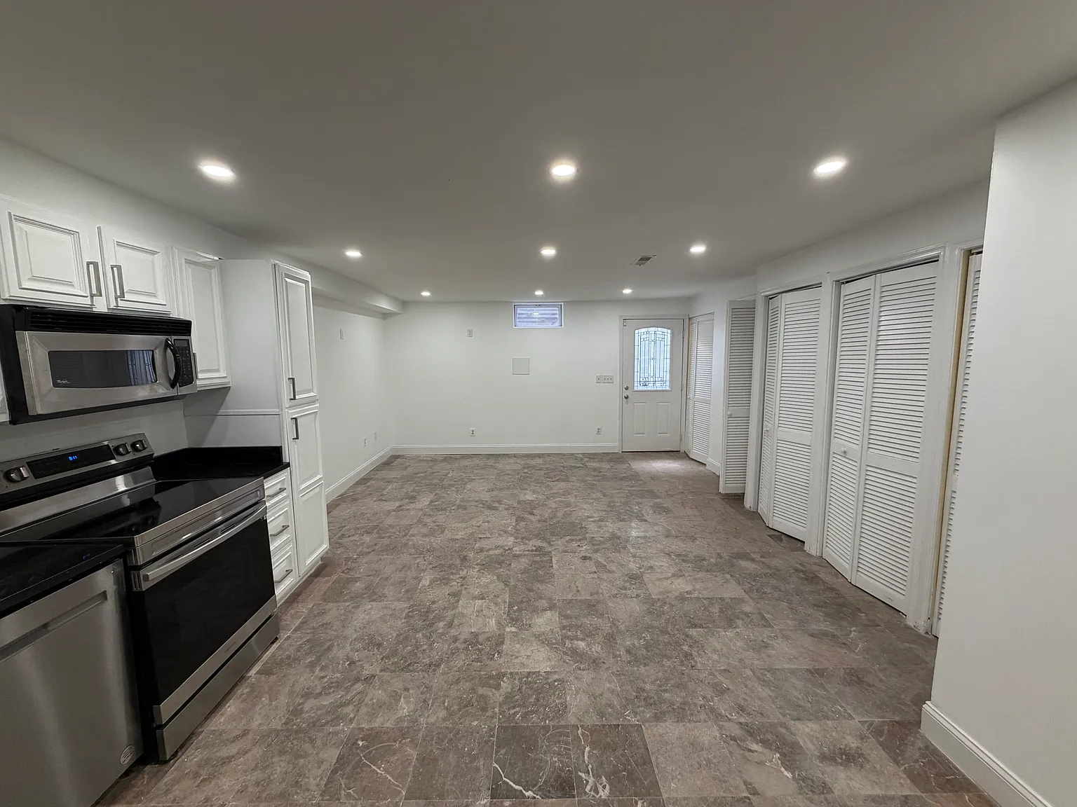 1 bed, 550 sqft, $2,000 — Photo 4