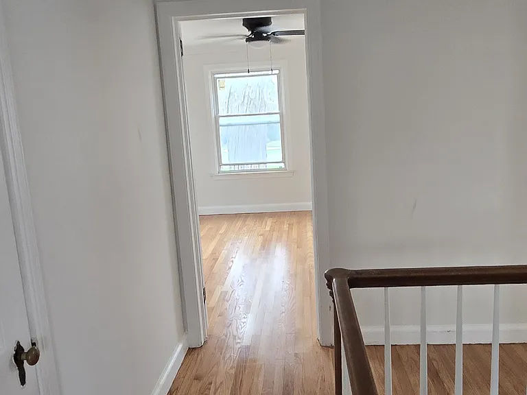 16645 Chandler Park Dr — Photo 5