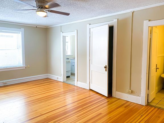 5th image of 1260 N Pennsylvania St APT 22