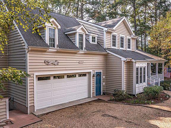 2nd image of 325 Crossing Cove Way