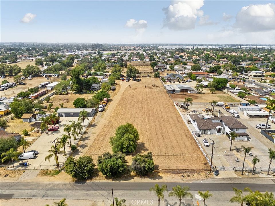 1st image of 18438 Hawthorne Ave