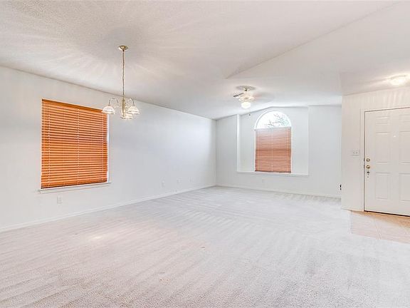 5th image of 4017 Tierra Vianey Dr