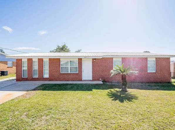 1009 Huntington Dr, Panama City, FL 32401