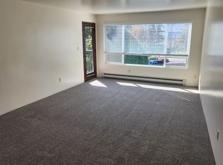 6505 NE 182nd St APT 204, Kenmore, WA 98028