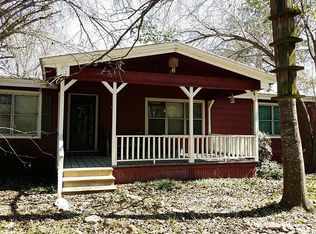 18 Calvary Rd #C, Huntsville, TX 77320