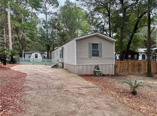 1561 Valencia Dr, Lillian, AL 36549