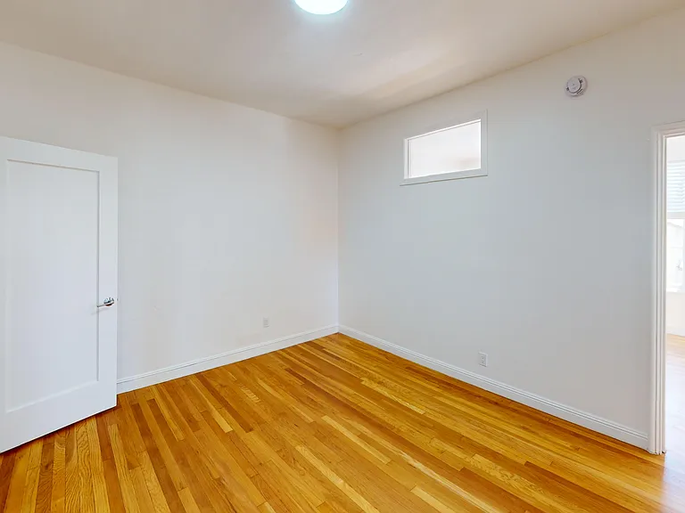 2605 Haste Street — Photo 35