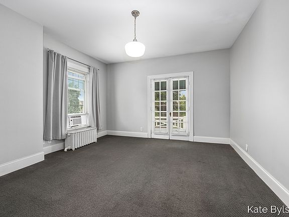 5th image of 504 College Ave SE #B