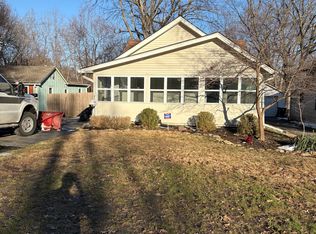 7809 Summit St, Kansas City, MO 64114