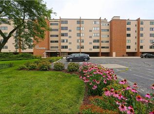 111 11th St #4-C, Racine, WI 53403