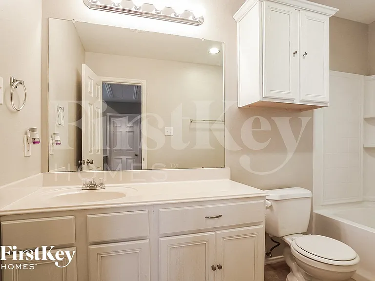 1419 Rosebay Rd — Photo 13
