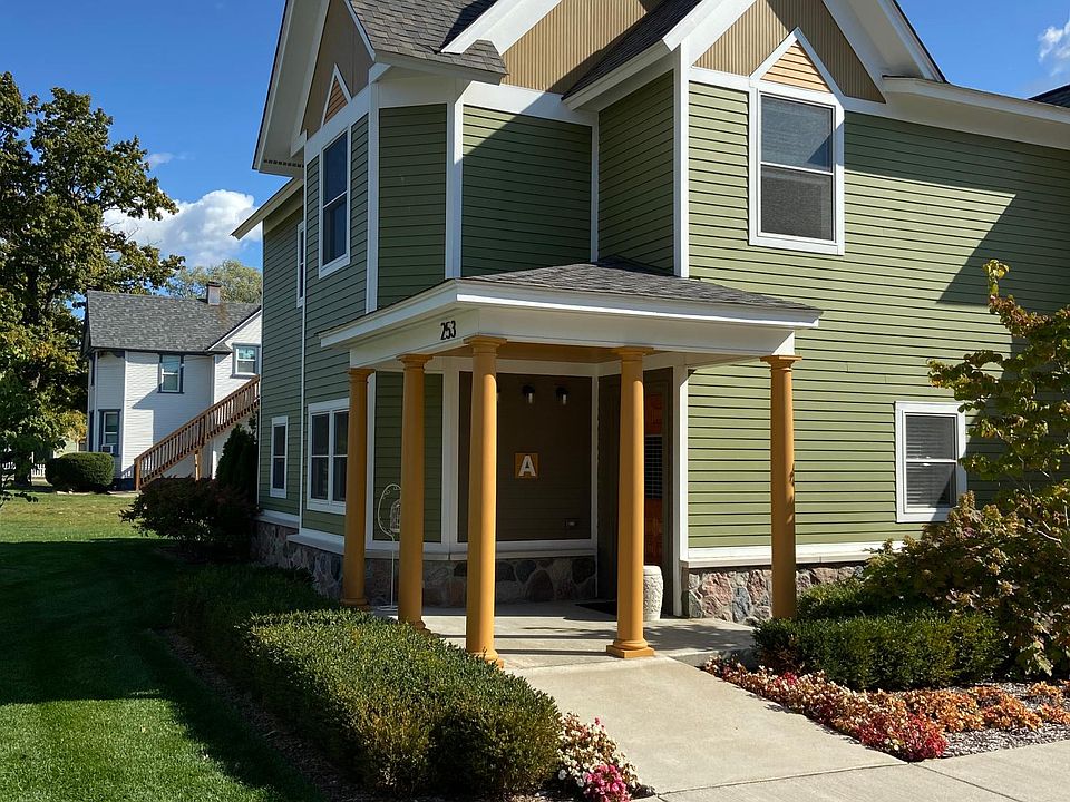 1st image of 253 S Union St #A