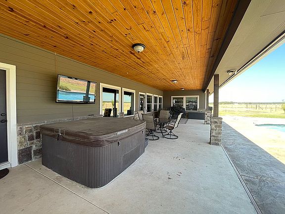2nd image of 375 County Road 423 #D