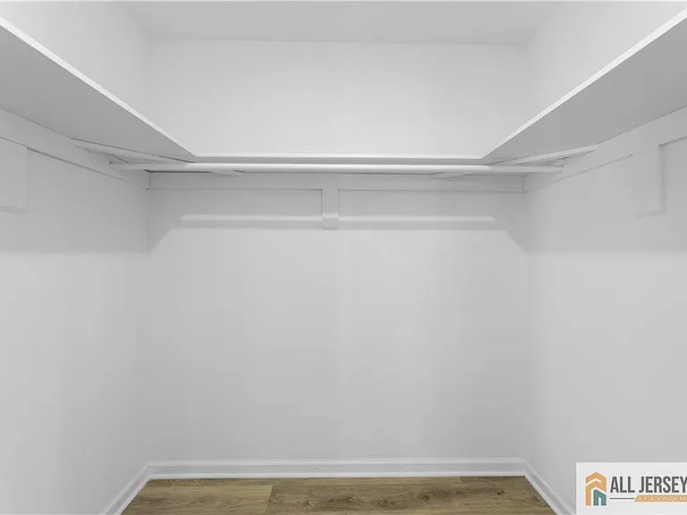 13 Canterbury Dr #13E — Photo 25