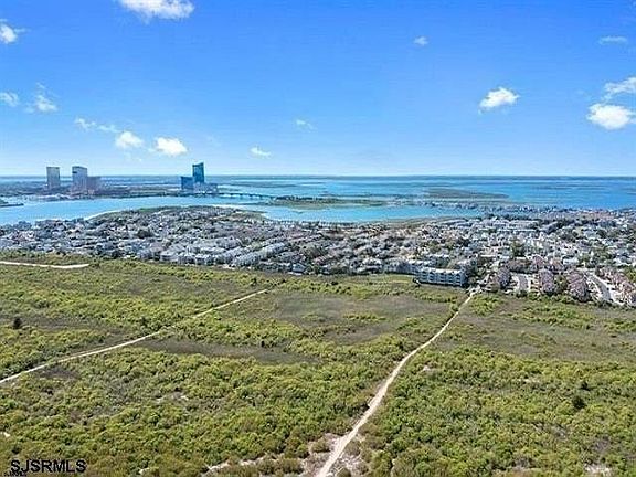 4th image of 4800 Harbor Beach Blvd APT 1303