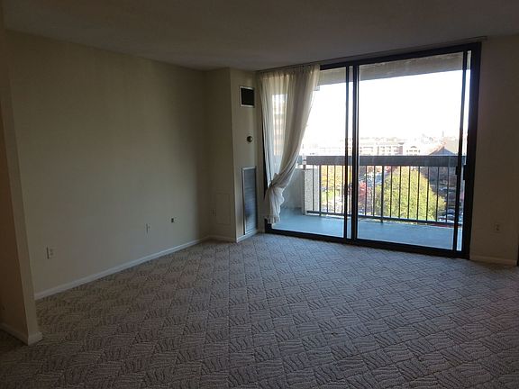 5th image of 400 Madison St APT 705