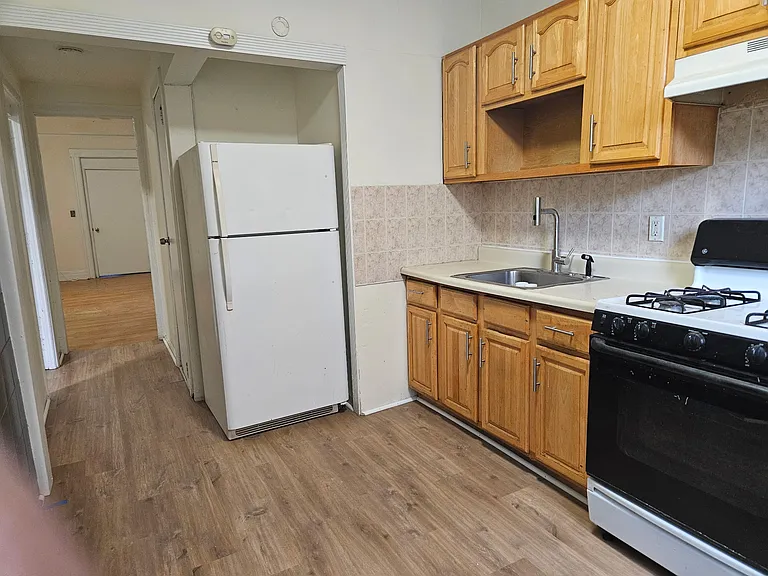 381 Baldwin Ave #1A — Photo 7