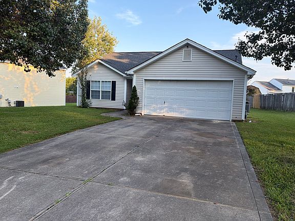 2nd image of 4924 Aldersbrook Dr