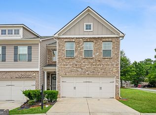 5888 Radford Loop, Fairburn, GA 30213