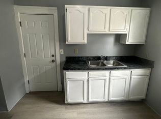 11414-16 Fairport, Cleveland, OH 44108