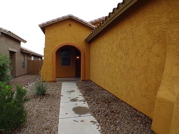 3rd image of 36528 W La Paz St