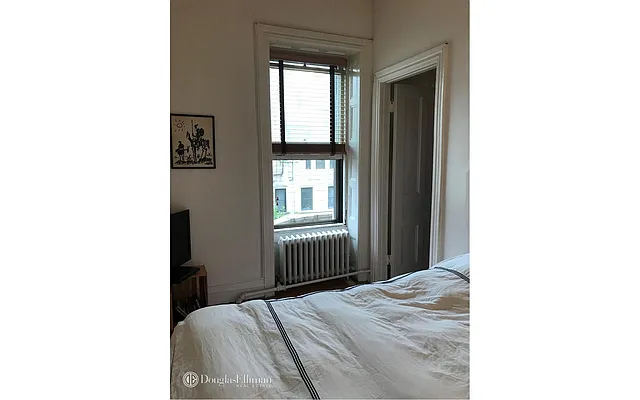 Rented by Douglas Elliman | media 7