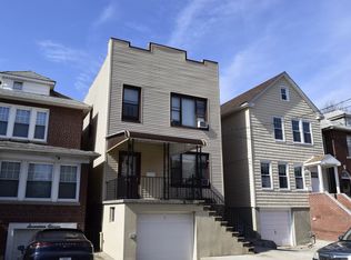 1713 Radcliff Ave, Bronx, NY 10462