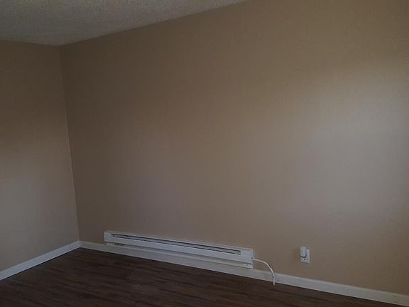 5th image of 3265 Liberty Ave APT 14