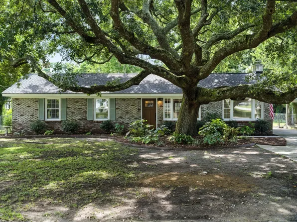 1150 Lighthouse Blvd, Charleston, SC 29412