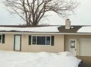 14317 Garfield Dr, Spring Lake, MI 49456