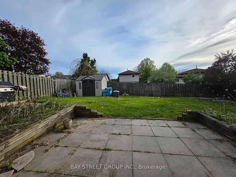 882 Southdown Dr #BASEMENT — Photo 14