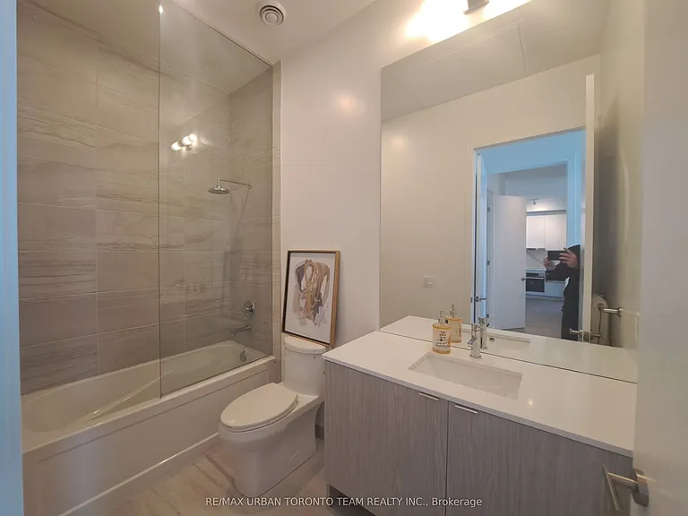 55 Cooper St #Penthouse 112 — Photo 11
