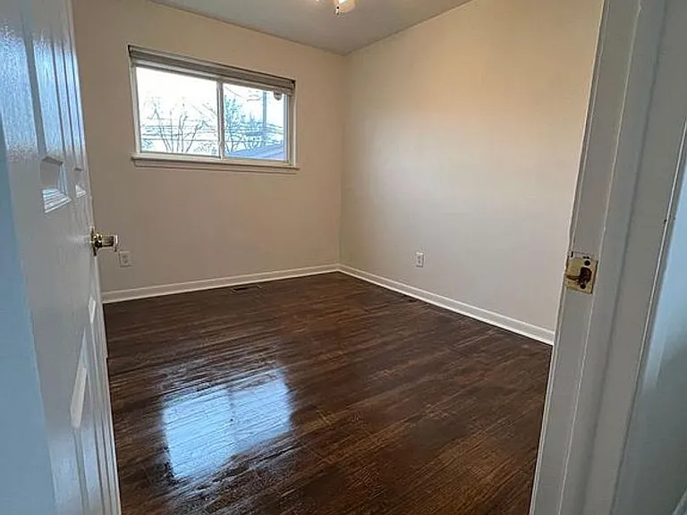 32049 Joy Rd — Photo 5