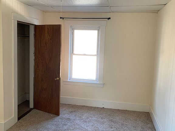 3rd image of 31 Howard St APT 3