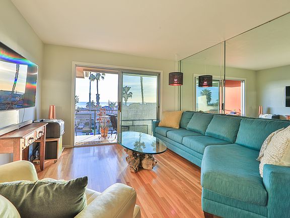 2nd image of 5363 La Jolla Blvd Unit 48