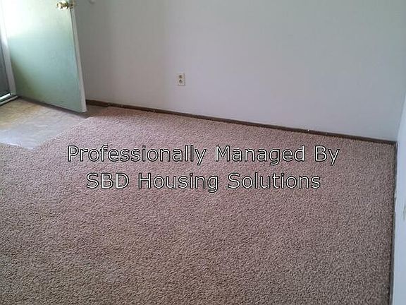 4th image of 603 Ewing Ave APT A