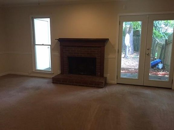 4th image of 2934 Governors Ct #2934