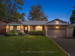 21 Greencoat Rd, Toronto, ON M9C 2T7